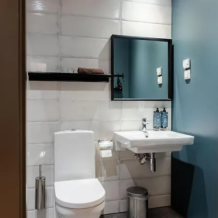 Johan & Aparthotel 4*