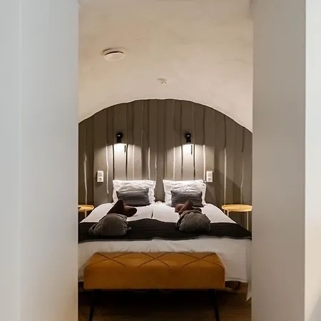 Johan & Aparthotel