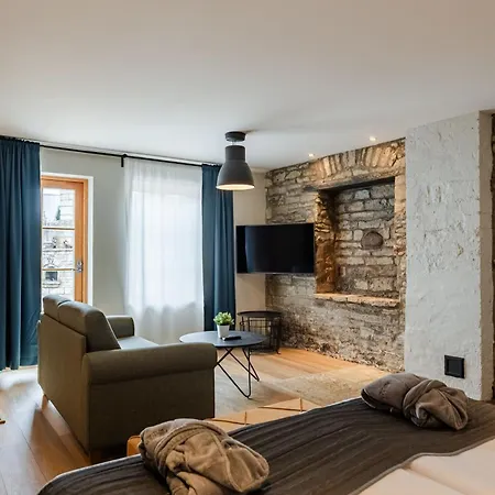 Johan & 4* Kuressaare