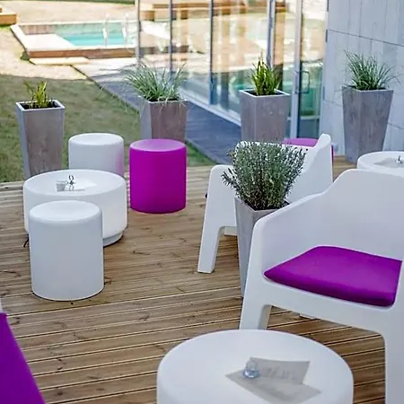 Johan & Aparthotel 4*