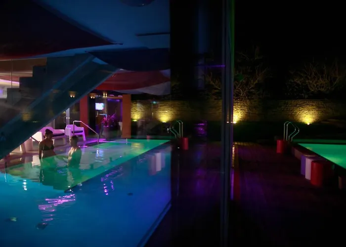 Johan & شقة فندقية