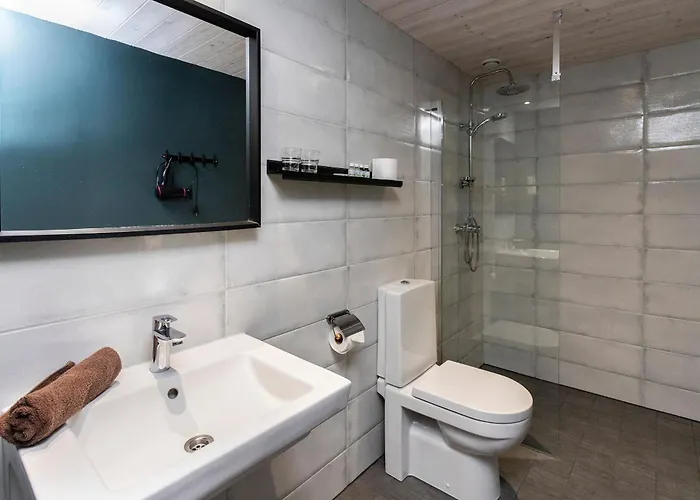 Johan & 4* كوريسارِ