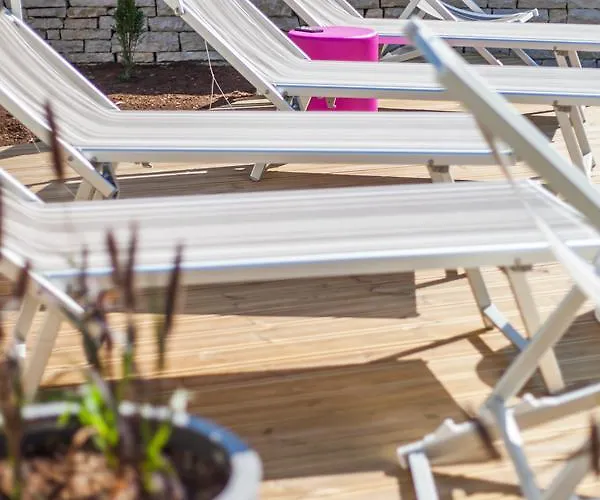 Johan & شقة فندقية كوريسارِ